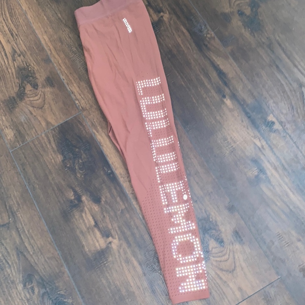 Limited edition soul cycle lulu leggings